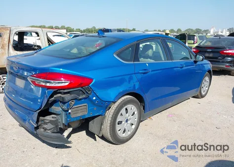 2020 Ford Fusion S из США, поврежденный, VIN 3FA6P0G71LR148001